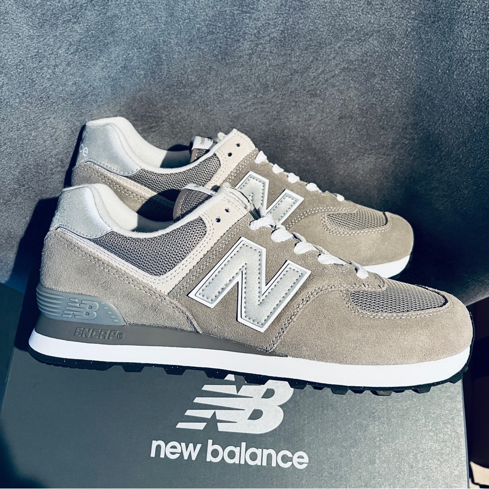 New Balance Men’s Sneakers 574 Gray Size 9 US
